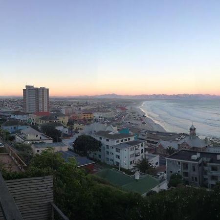 Seaview Apartment In Muizenberg Eksteriør bilde