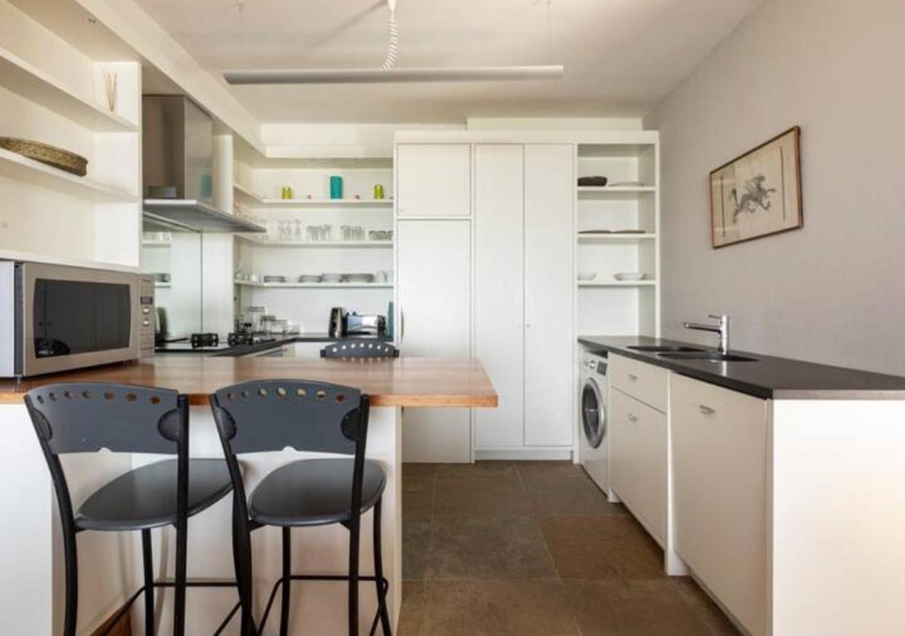 Seaview Apartment In Muizenberg Eksteriør bilde