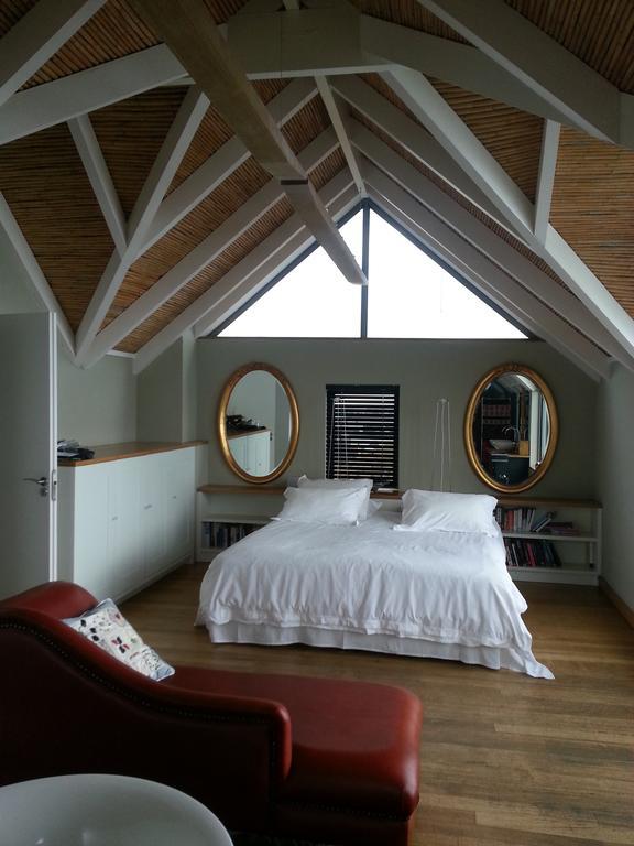 Seaview Apartment In Muizenberg Eksteriør bilde