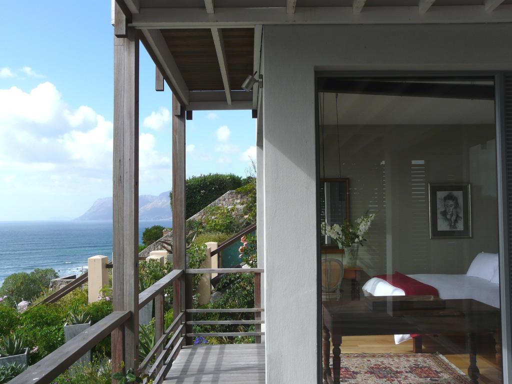 Seaview Apartment In Muizenberg Eksteriør bilde